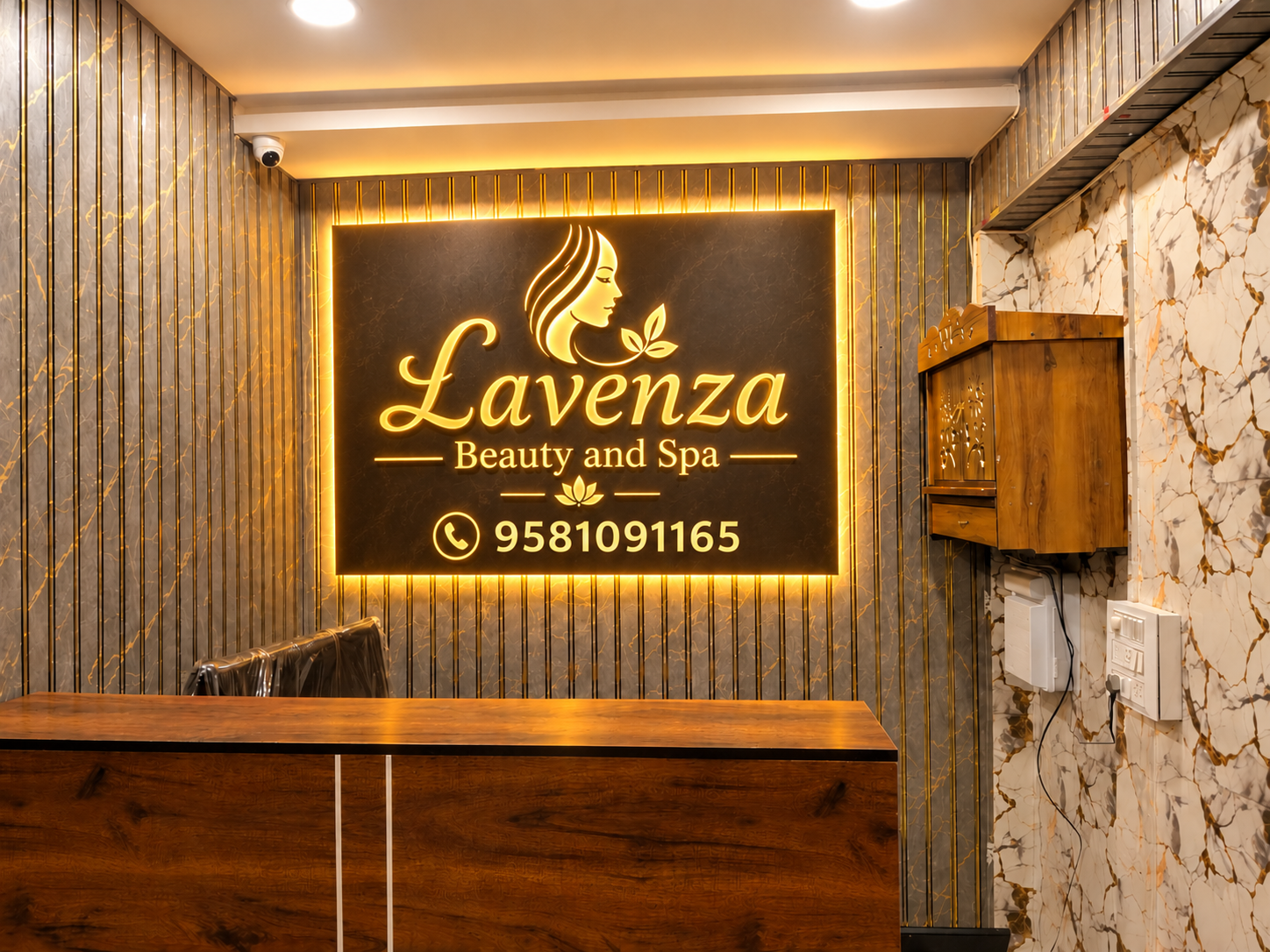 Lavenza Welcome Counter
